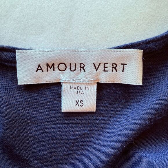 Amour Vert Vivian Flutter Short Sleeve Elastic Waist Modal Dress in Navy Size XS - Picture 5 of 10